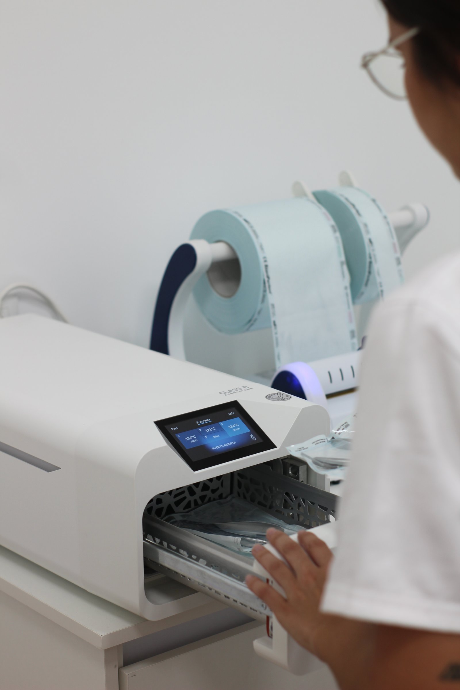 Autoclave Clase B certificado Clínica Podológica Lucía Moreno